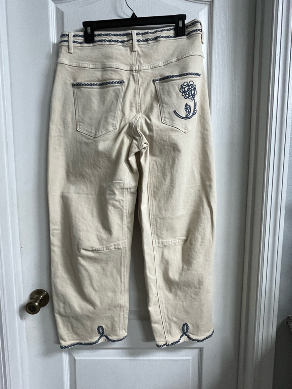 DRIFTWOOD Barbara Barrel Leg Cream Ankle Jeans with Navy Floral Embroidery - Picture 4 of 8